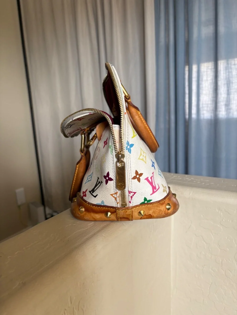 Louis Vuitton monogram alma white